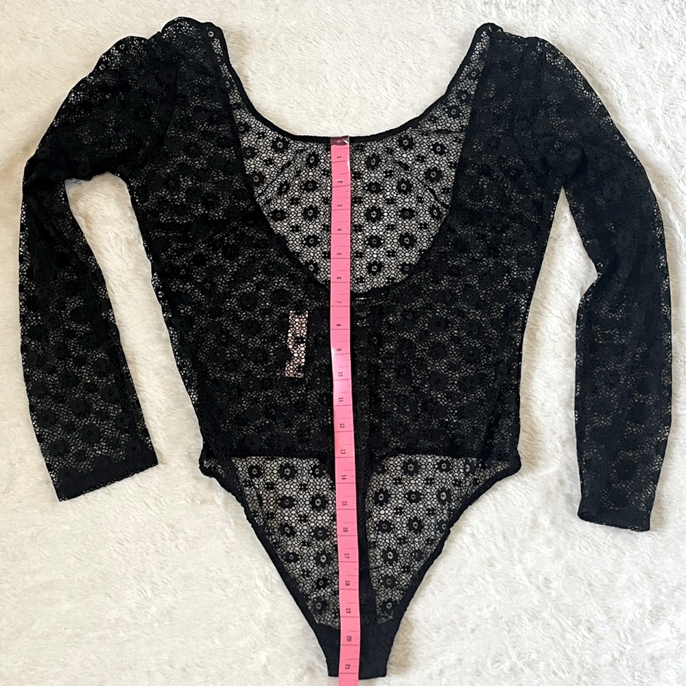 NWT Victoria Secret Black Sheer Floral
Print Thong Bodysuit Sz M/L - Picture 8 of 15
